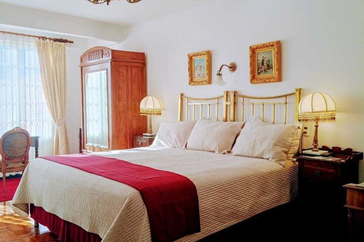 Room 34 of 70