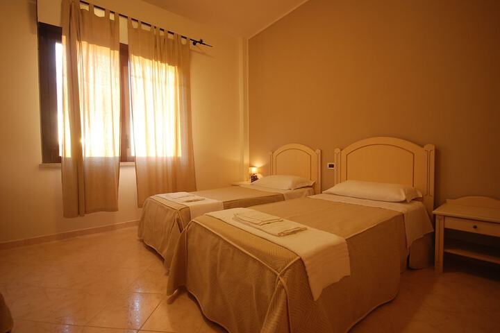 Room 16 of 59
