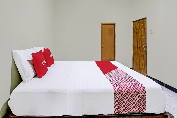 Room 8 of 37