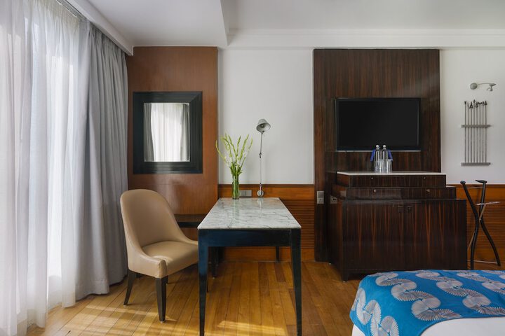 Room 28 of 159