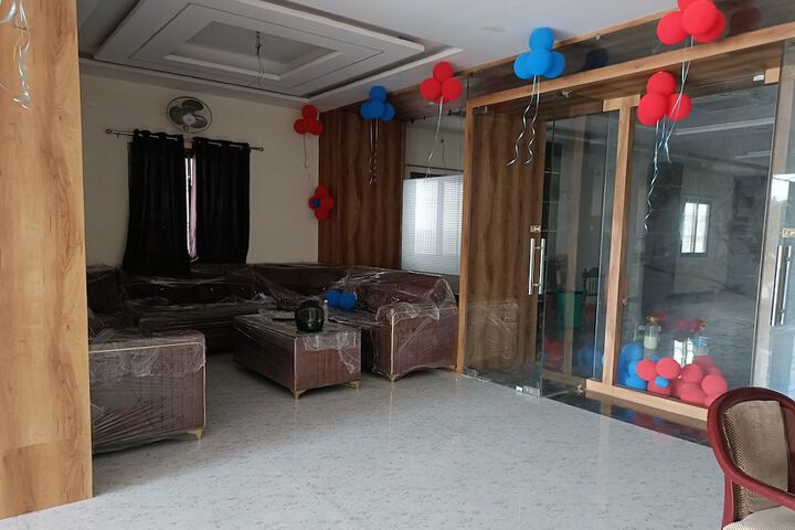 Room 28 of 44