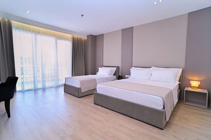Room 7 of 26