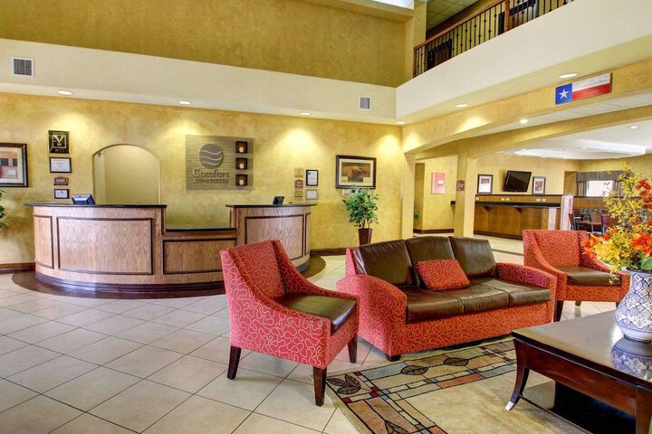 Hotel Interior 5 of 31