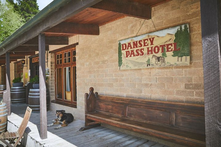 Danseys Pass Hotel