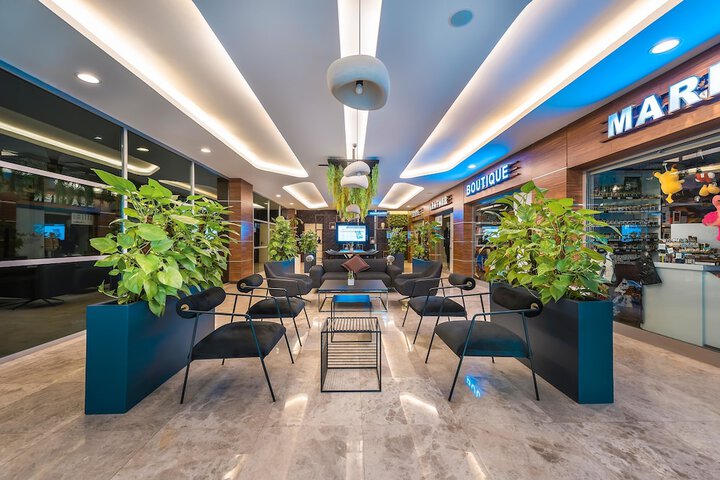 Guest Lobby