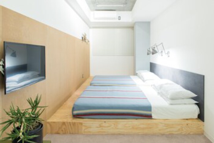 Room 156 of 214