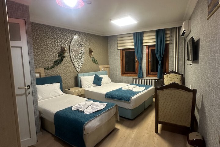Room 15 of 50