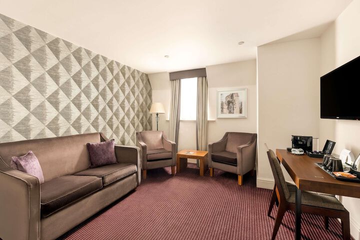Room 44 of 74