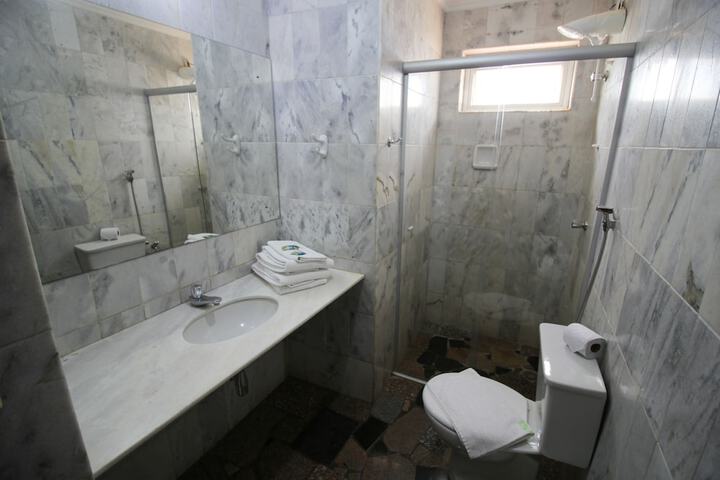 Room 119 of 183