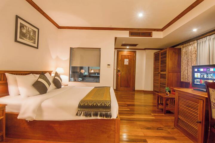 Room 29 of 82