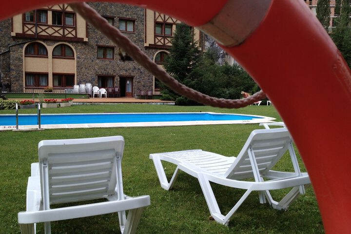 Hotel Pool