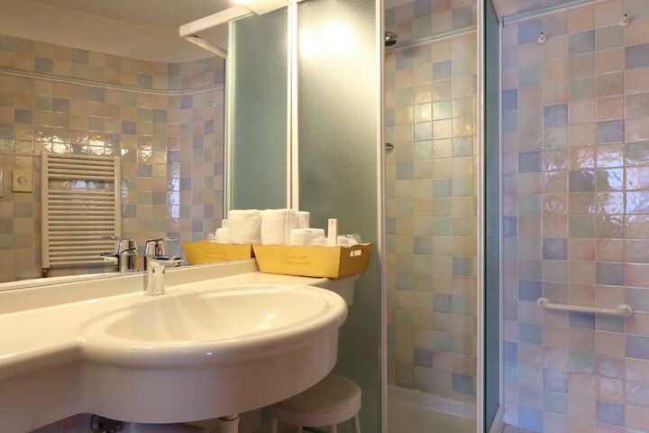 Bath Photo