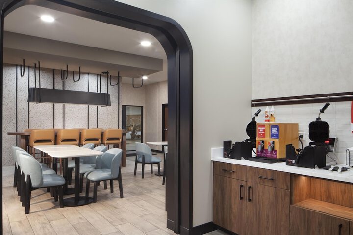 Breakfast area