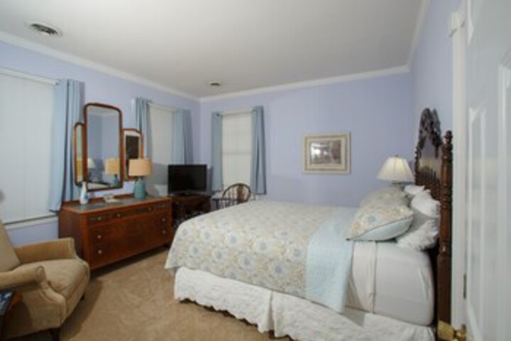 Room 132 of 253