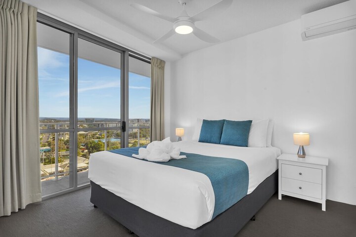 Room 18 of 211