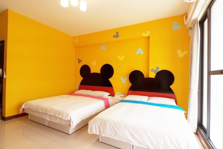Room 8 of 69