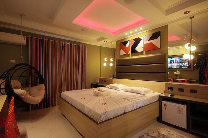 Room 11 of 62