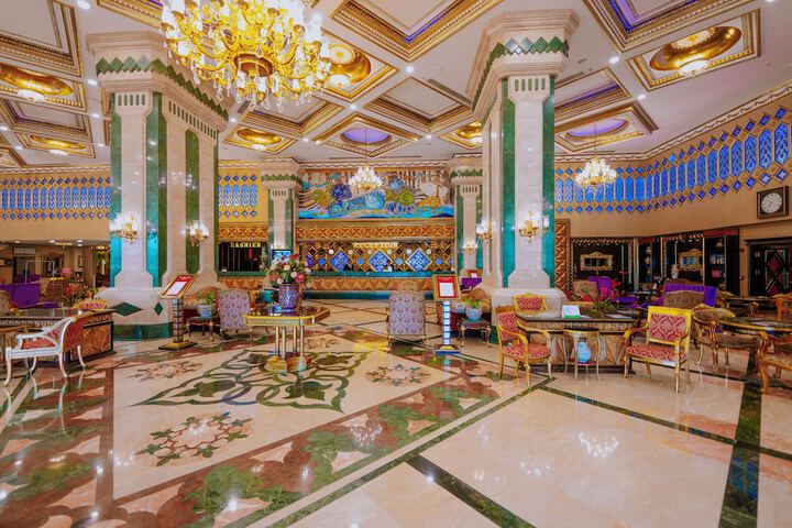 Guest Lobby