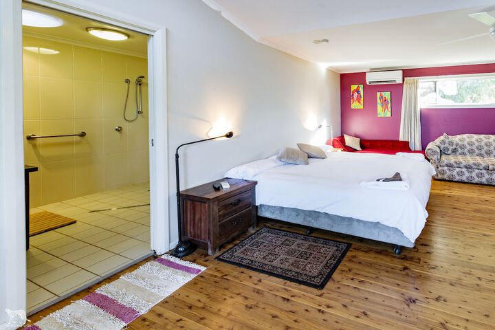 Room 21 of 44