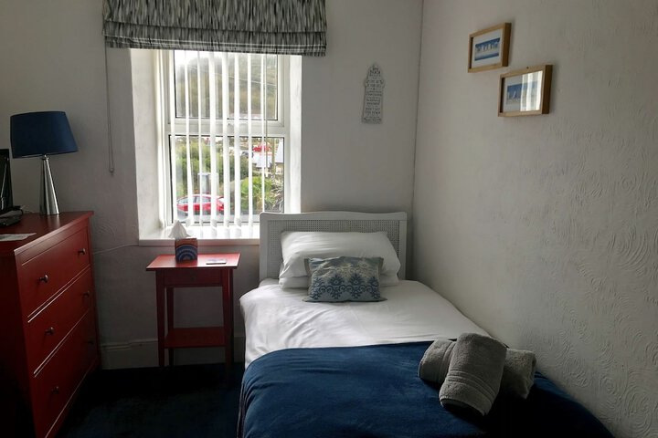 Room 15 of 22