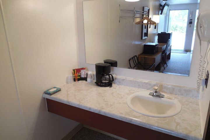 Room 49 of 54