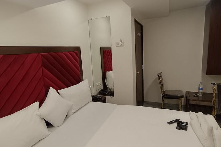 Room 20 of 39