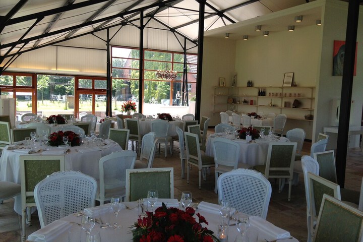 Wedding/Banquet 27 of 32