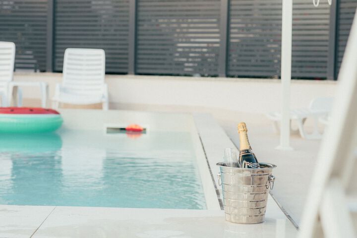 Pool 33 of 54