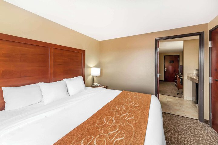 Room 12 of 39