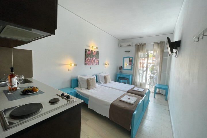 Room 14 of 63