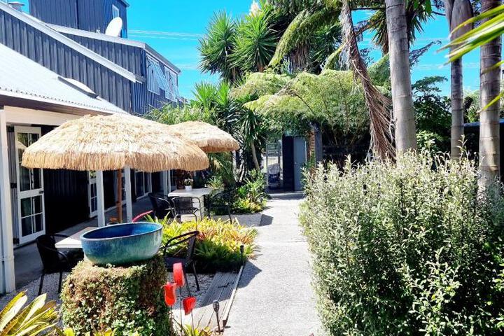 Southpacific Motel