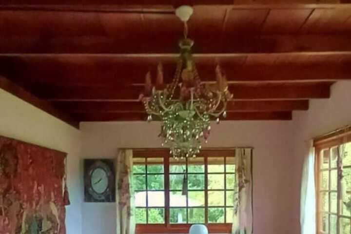Room 27 of 107