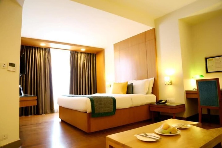 Room 21 of 41