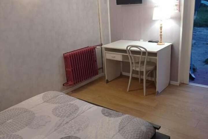 Room 5 of 47
