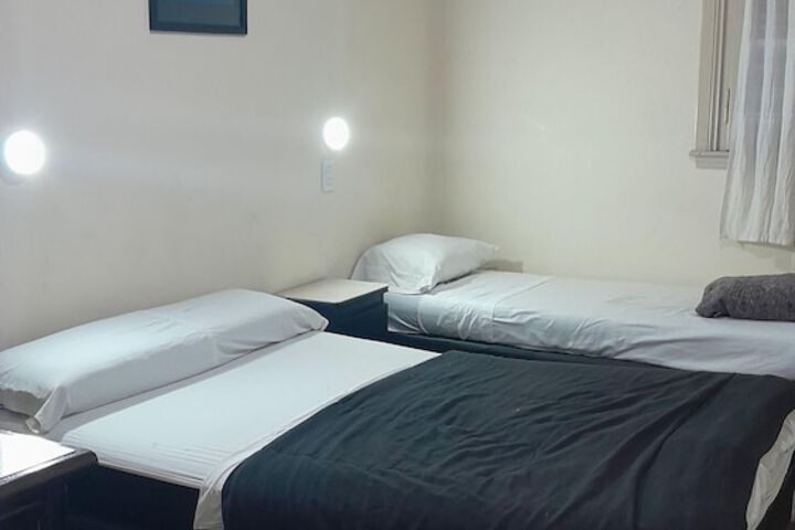 Room 17 of 23