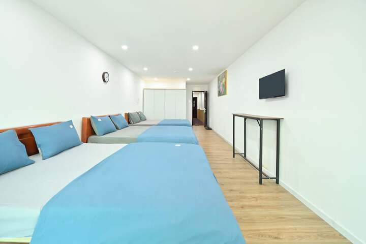 Room 25 of 56