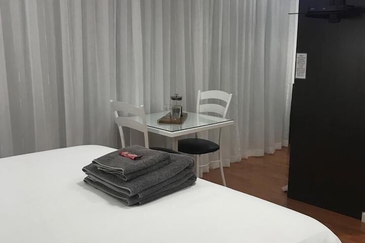 Room 16 of 49