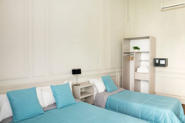 Room 15 of 51