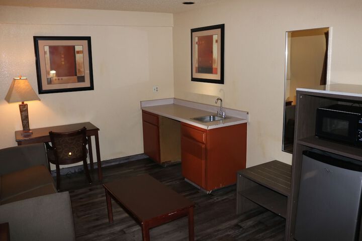1 King Bed Mobility Accessible (16 of 20)