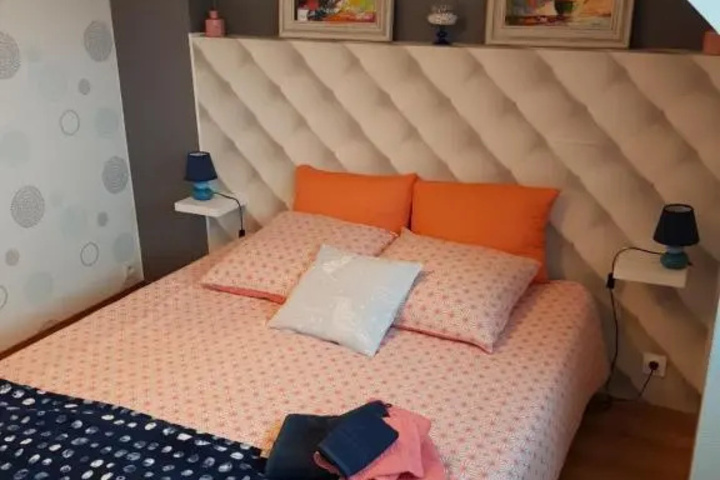 Room 3 of 5