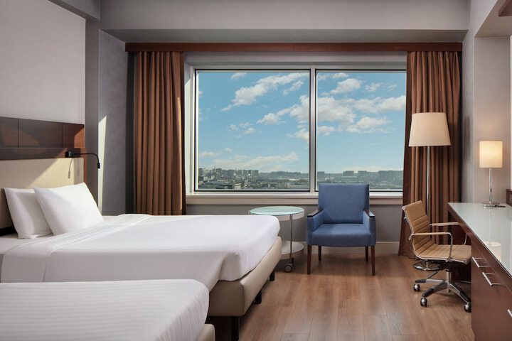 Room 7 of 38