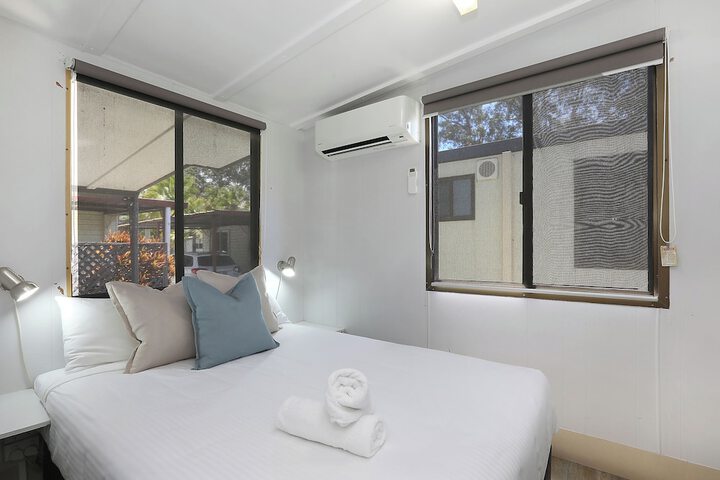 Room 7 of 33