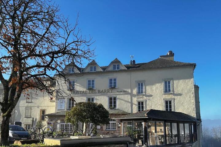 LOustal Del Barry