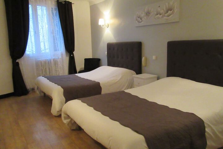 Room 21 of 49