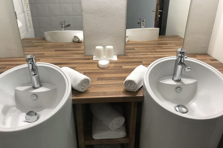 Bathroom Interior Photo