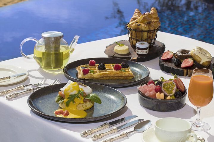 Dining Photos