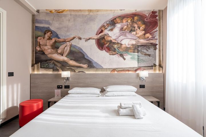 Room 44 of 74