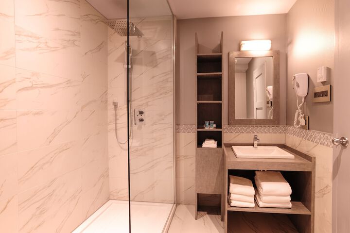 Executive Suite 1 King Bed (18 of 22)