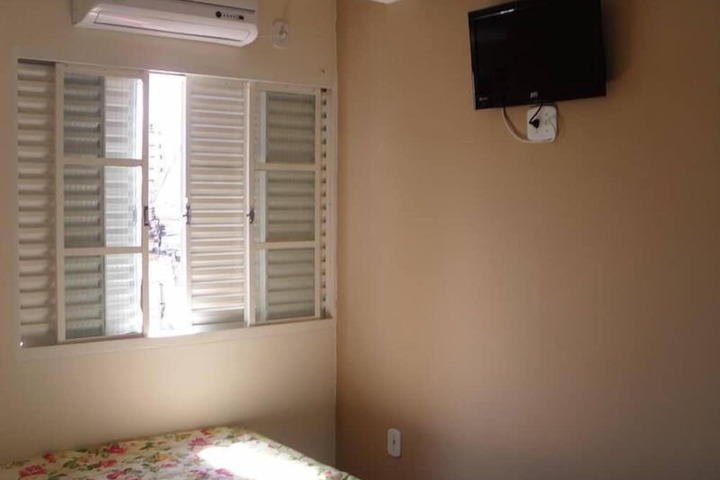 Room 4 of 19
