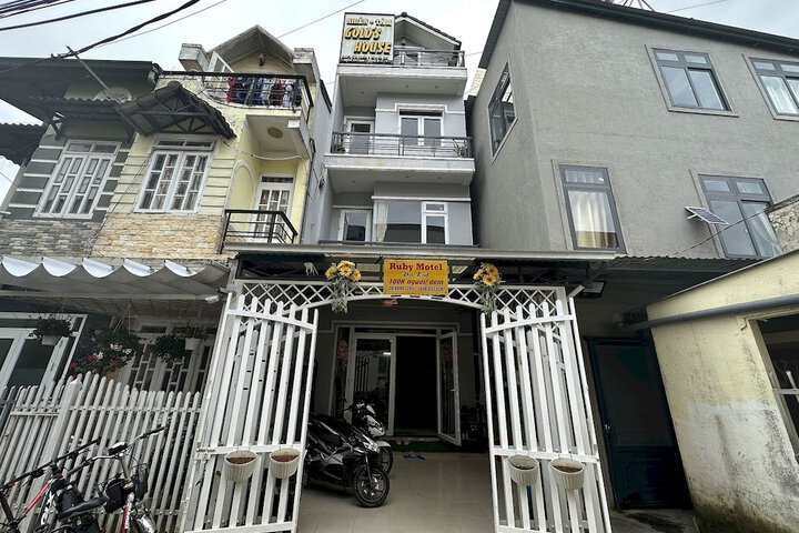 OYO 1202 Ruby Motel Da Lat